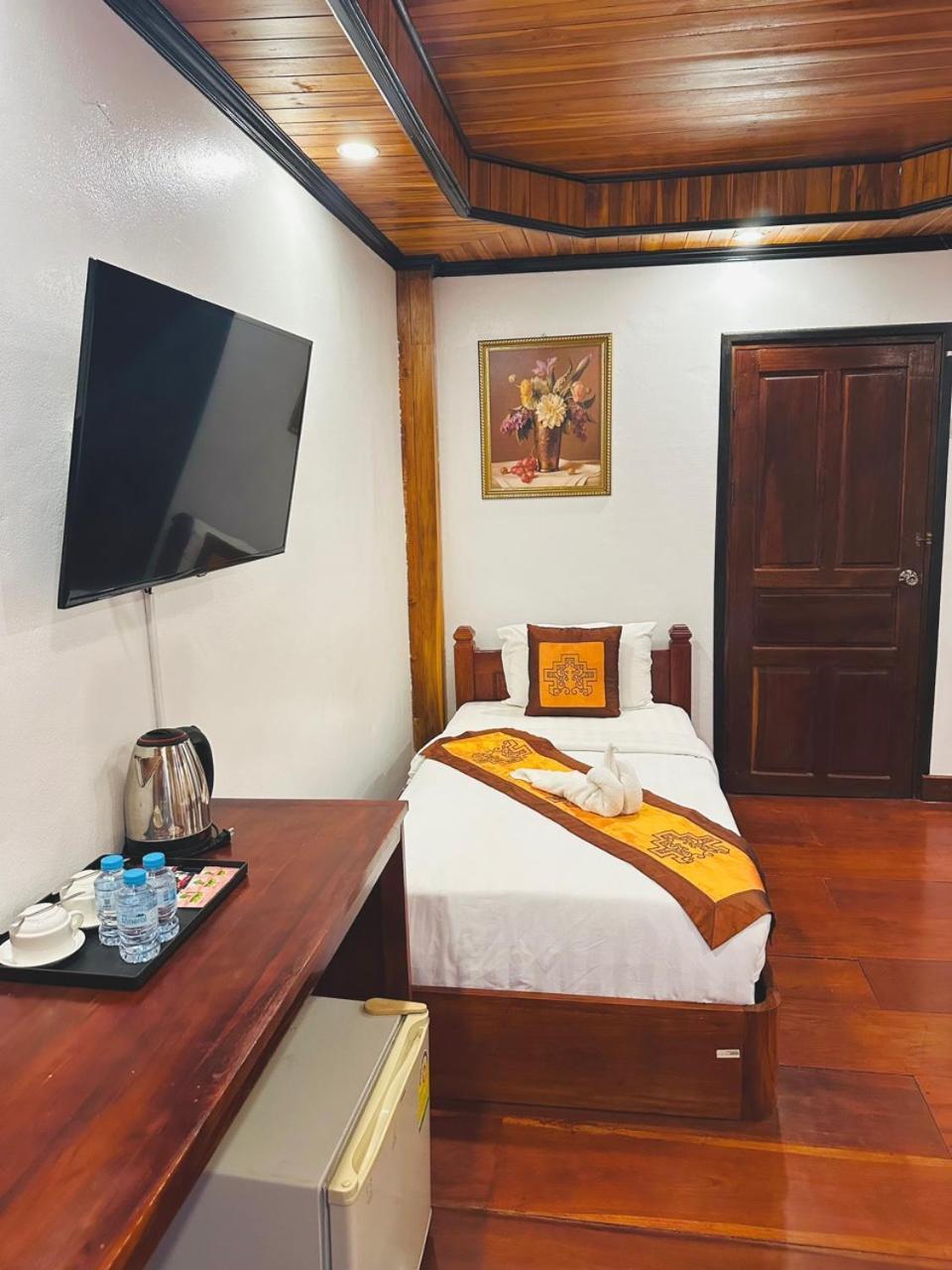 Luang Prabang Oudomlith Villa & Travel מראה חיצוני תמונה