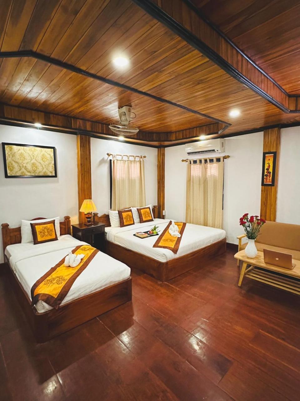Luang Prabang Oudomlith Villa & Travel מראה חיצוני תמונה