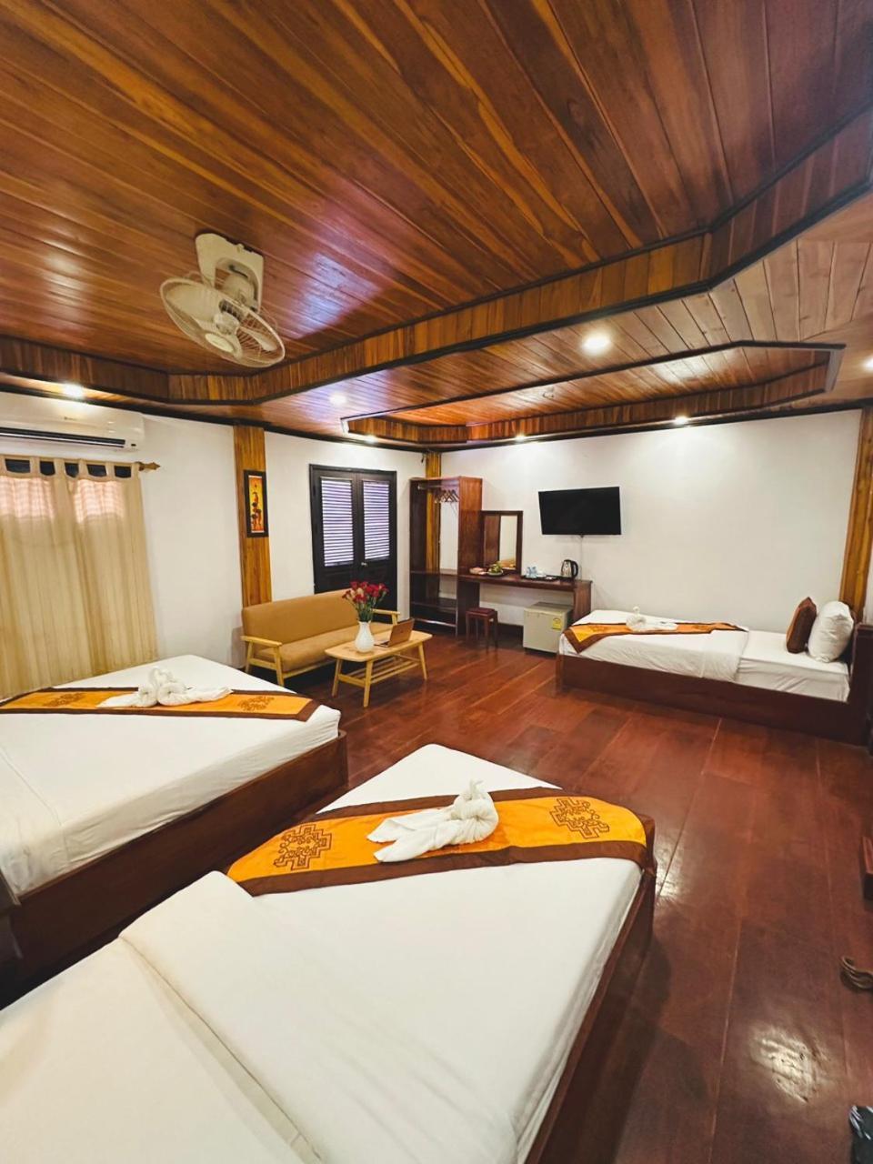 Luang Prabang Oudomlith Villa & Travel מראה חיצוני תמונה