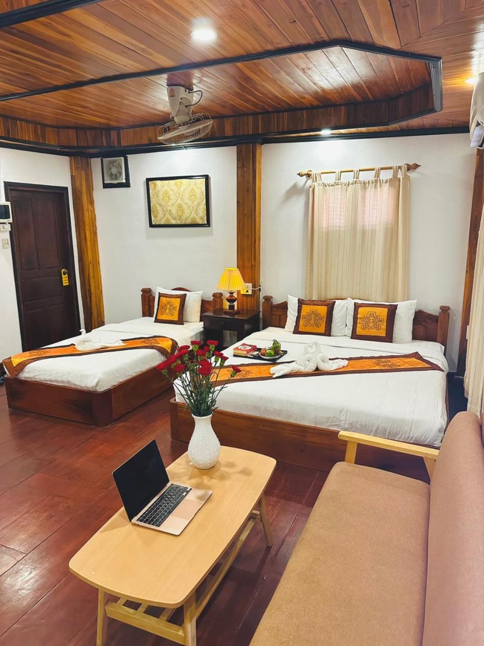 Luang Prabang Oudomlith Villa & Travel מראה חיצוני תמונה