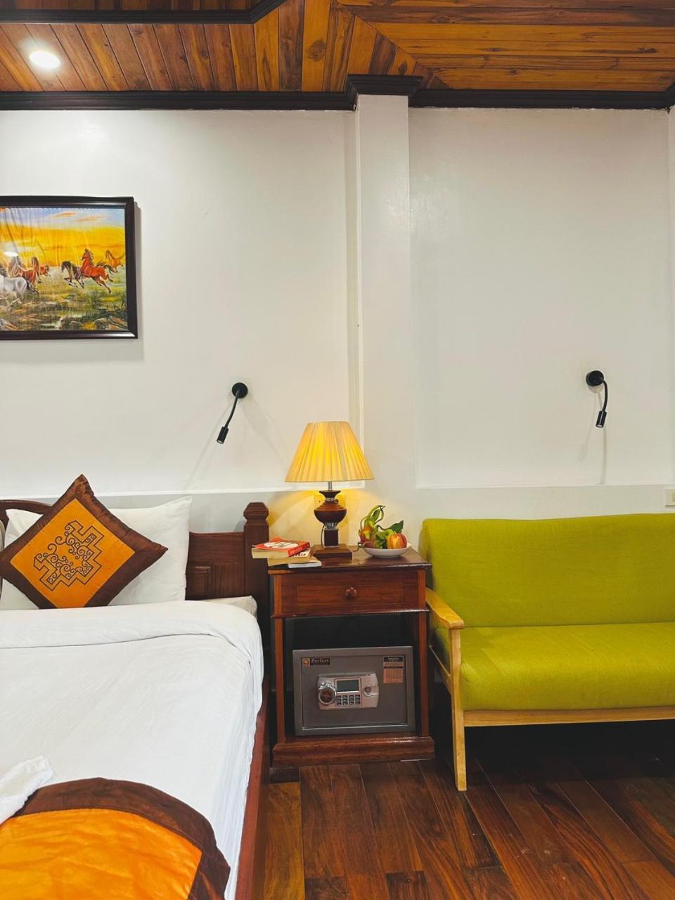 Luang Prabang Oudomlith Villa & Travel מראה חיצוני תמונה