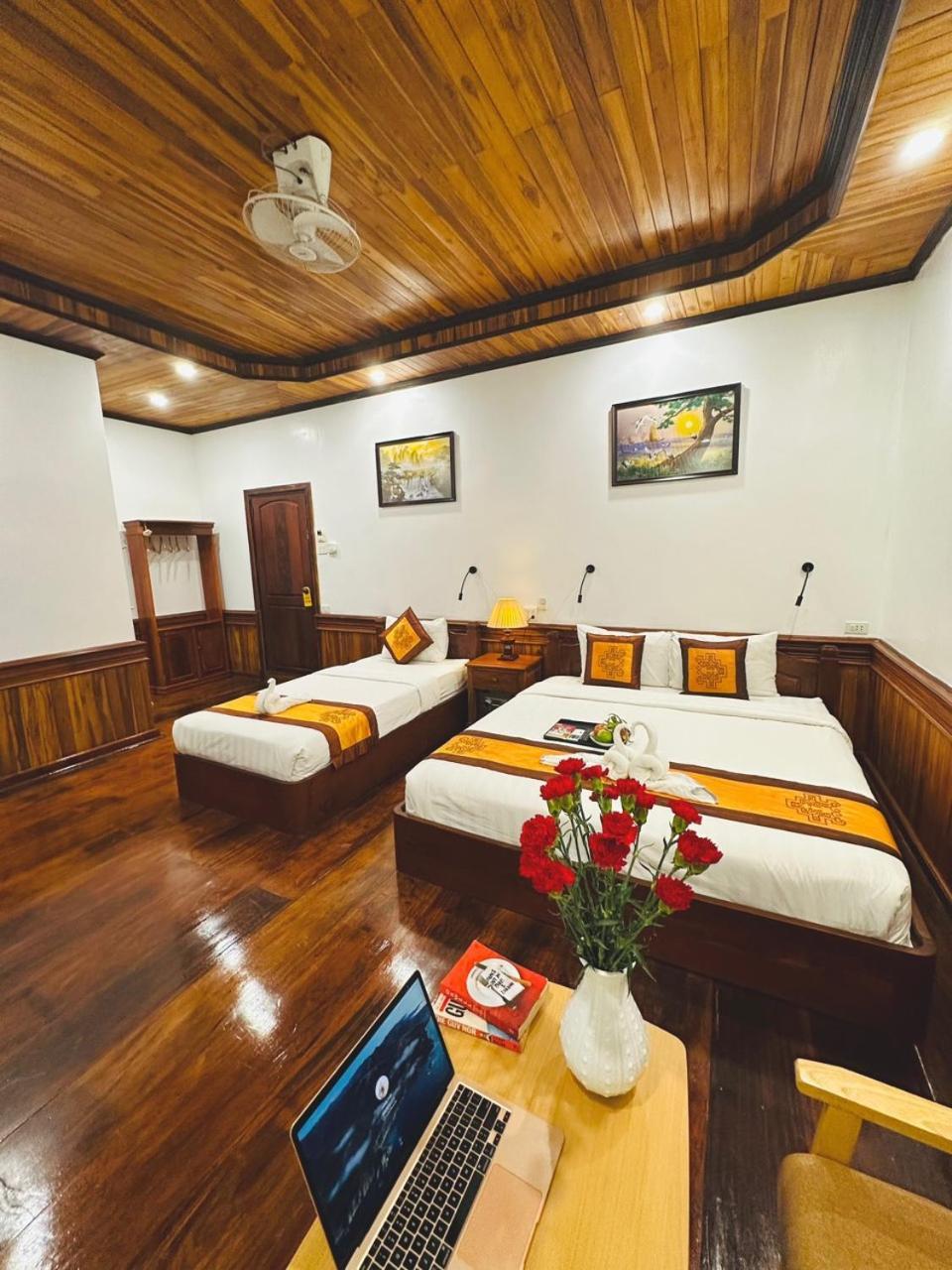 Luang Prabang Oudomlith Villa & Travel מראה חיצוני תמונה