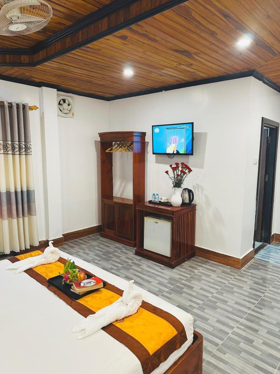 Luang Prabang Oudomlith Villa & Travel מראה חיצוני תמונה