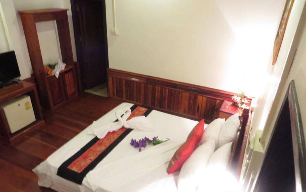 Luang Prabang Oudomlith Villa & Travel מראה חיצוני תמונה