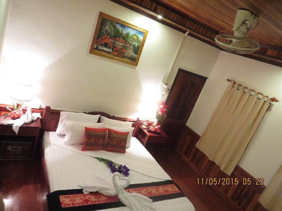 Luang Prabang Oudomlith Villa & Travel מראה חיצוני תמונה
